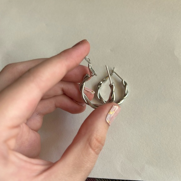 3/$20 Silver Tone Thin Twisted Circular Hoop Stud Clip Earrings 1” Pierced - Picture 3 of 4